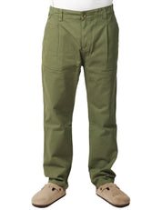 PANTALONE UOMO SERVICE WORKS OLIVA IN COTONE DRILL BIOLOGICO CON GAMBA A PALLONCINO E PIEGA DAVANTI