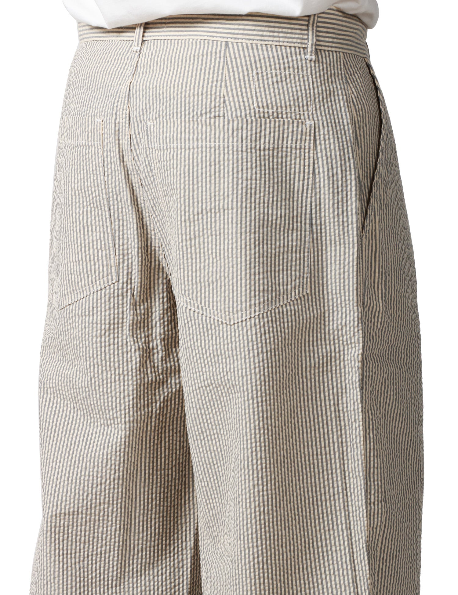 PANTALONE UOMO UNIVERSAL WORKS GRIGIO A RIGHE CON GAMBA DRITTA E LARGA