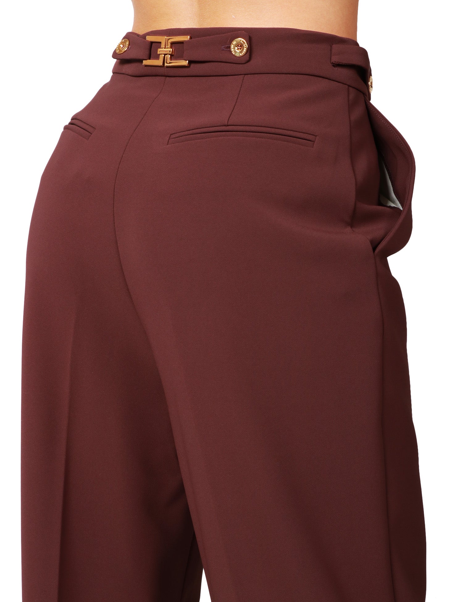 PANTALONE DONNA ELISABETTA FRANCHI MERLOT CON PIEGA DAVANTI E DETTAGLI GIOIELLO IN VITA