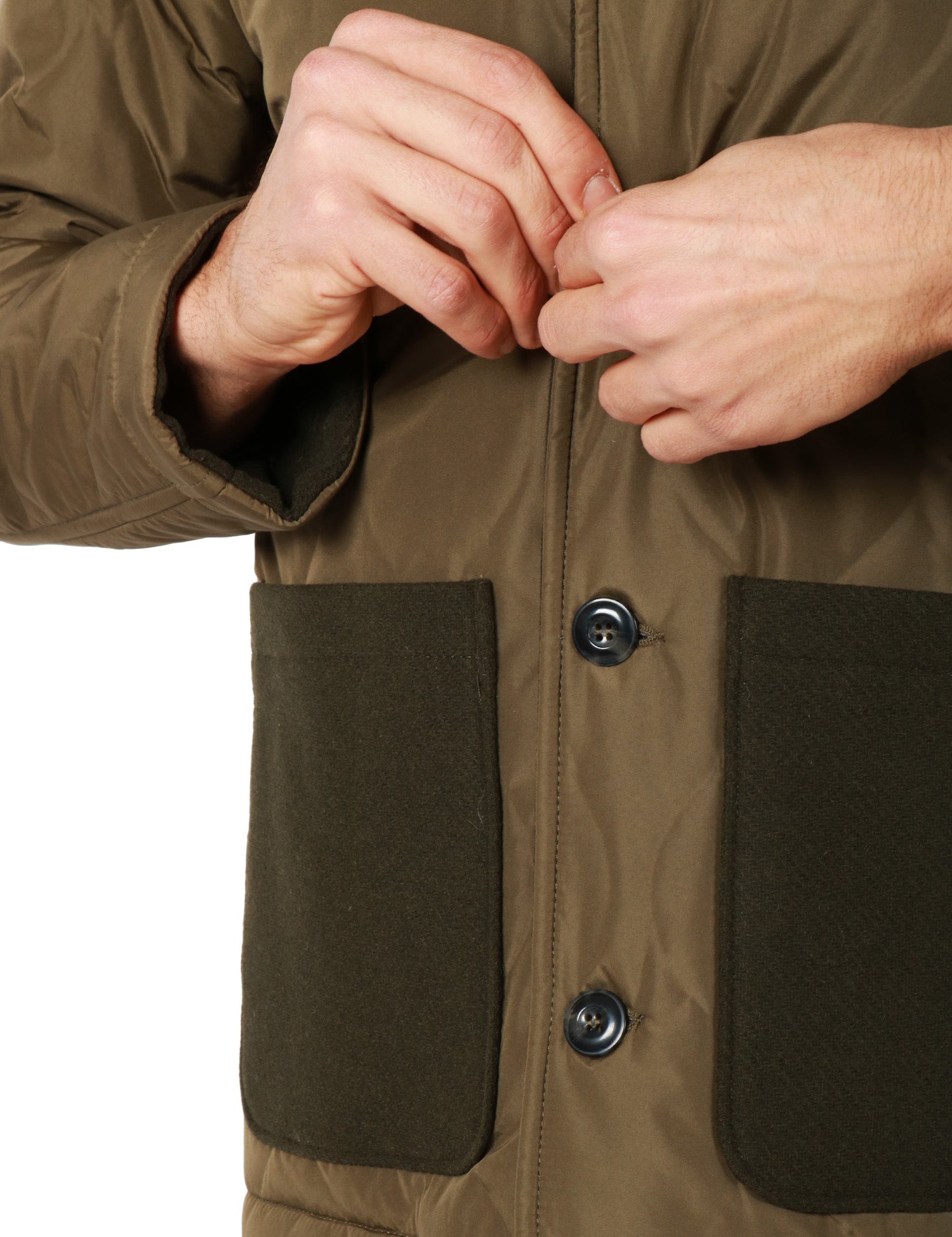 GIUBBOTTO UOMO OFFICINA 36 MILITARE IN NYLON TRAPUNTATO CON TASCHE IN LANA A TOPPA APPLICATE