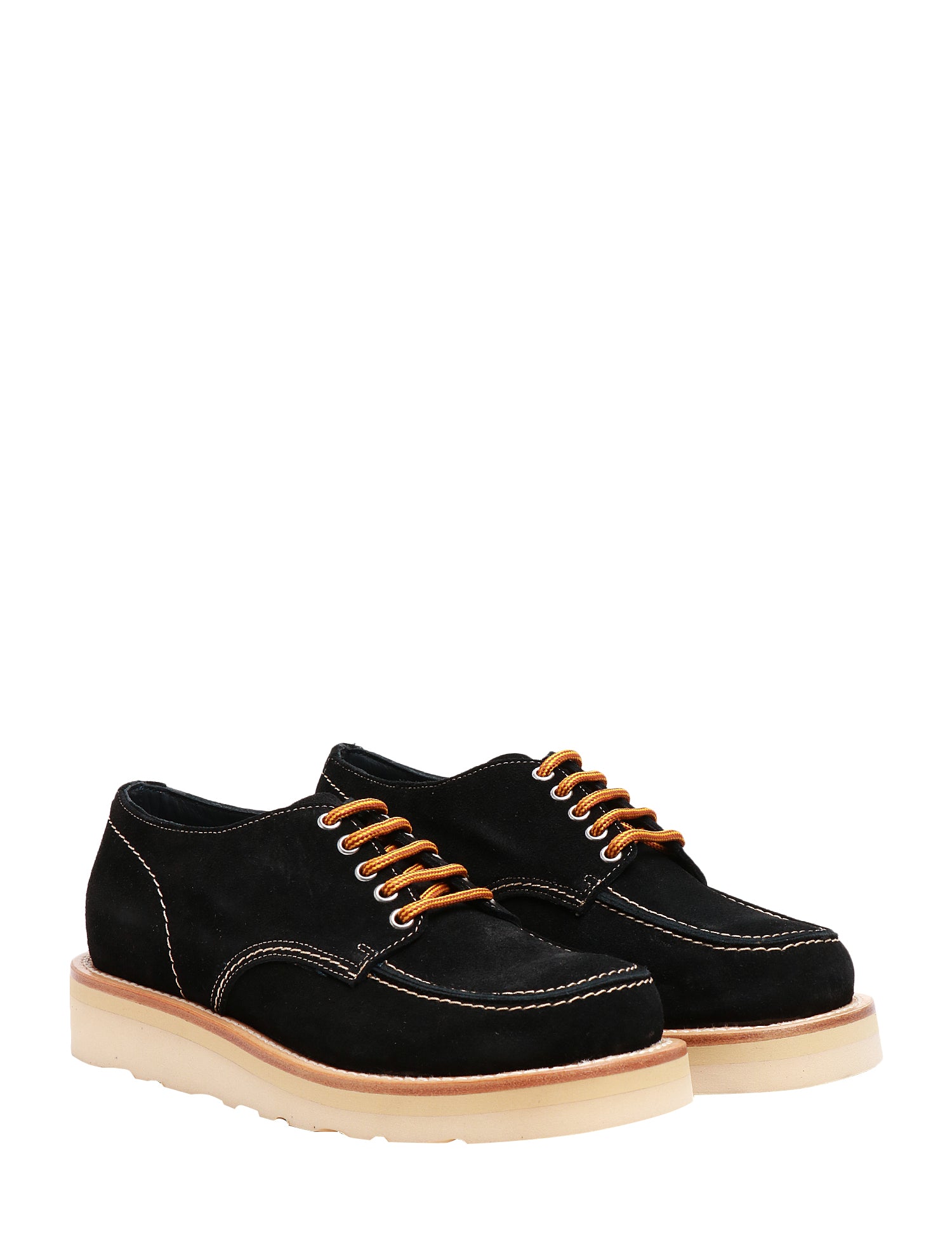 Scarpa stringata