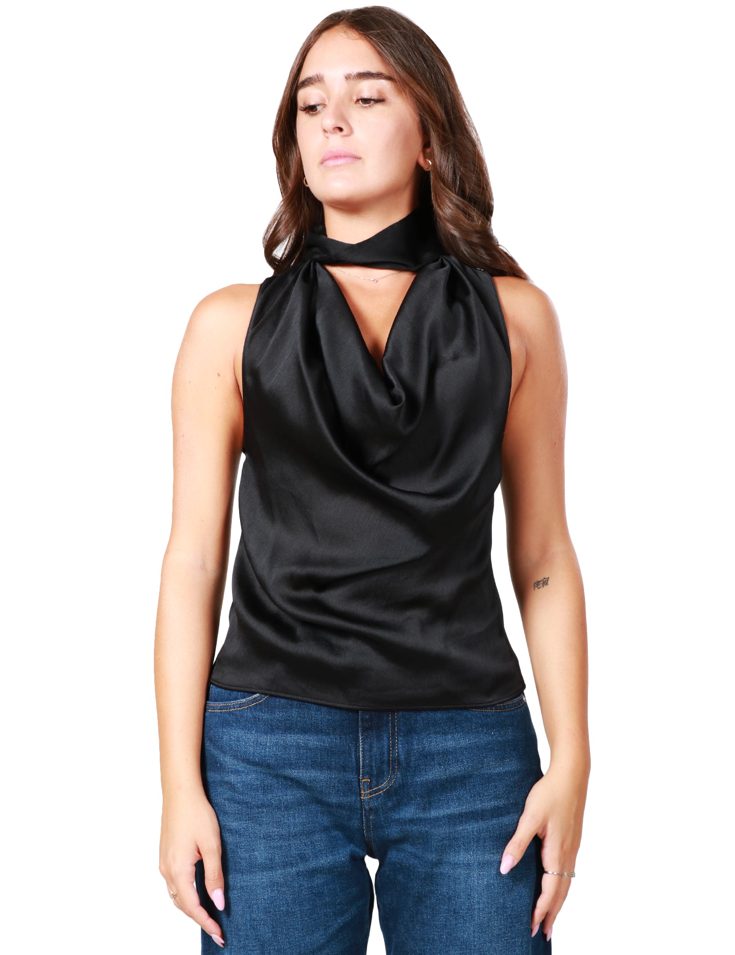 242-pinko-arrasz99_aa2a364f-e47c-4662-8bf3-89667374a1ba.jpg