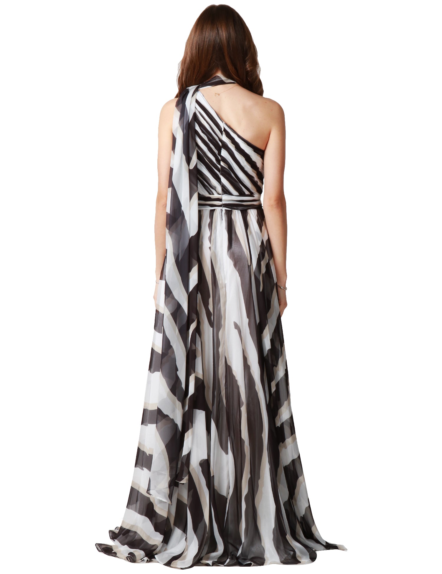 251-carla-ruiz-51424bianco1p.jpg