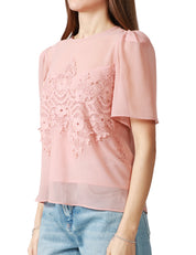 BLUSA CAROL RUIZ ROSA CON MEZZA MANICA A PALLONCINO E RICAMO PIZZO DAVANTI