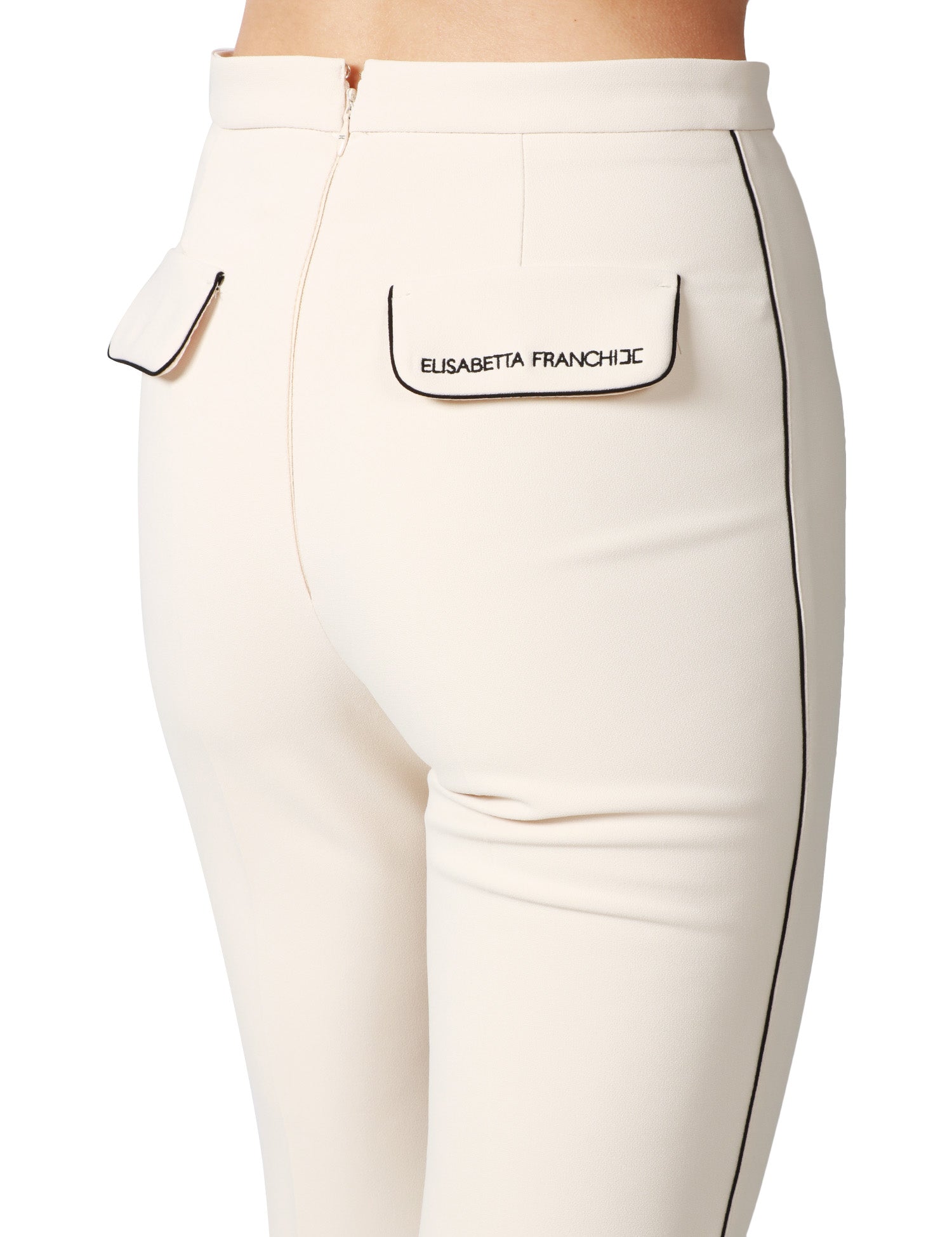 PANTALONE DONNA ELISABETTA FRANCHI BURRO CON DETTAGLI DI PIPING A CONTRASTO E RICAMO LOGO SULLA PATTA POSTERIORE