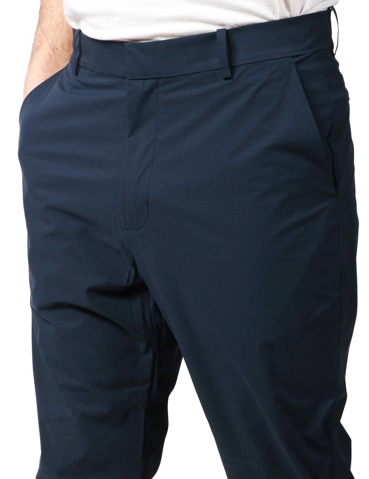PANTALONE UOMO K-WAY ELIA BLU IN TESSUTO IMPERMEABILE E TASCA POSTERIORE CON PATTA