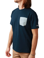 T-SHIRT UOMO MC2 SAINT BARTH GIROCOLLO BLU CON TASCA A FIORI APPLICATA SUL PETTO