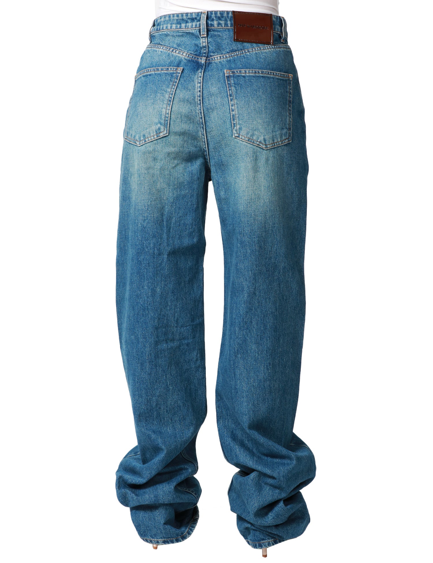 251-mvp-wardrobe-25eo2m02p0260011p.jpg