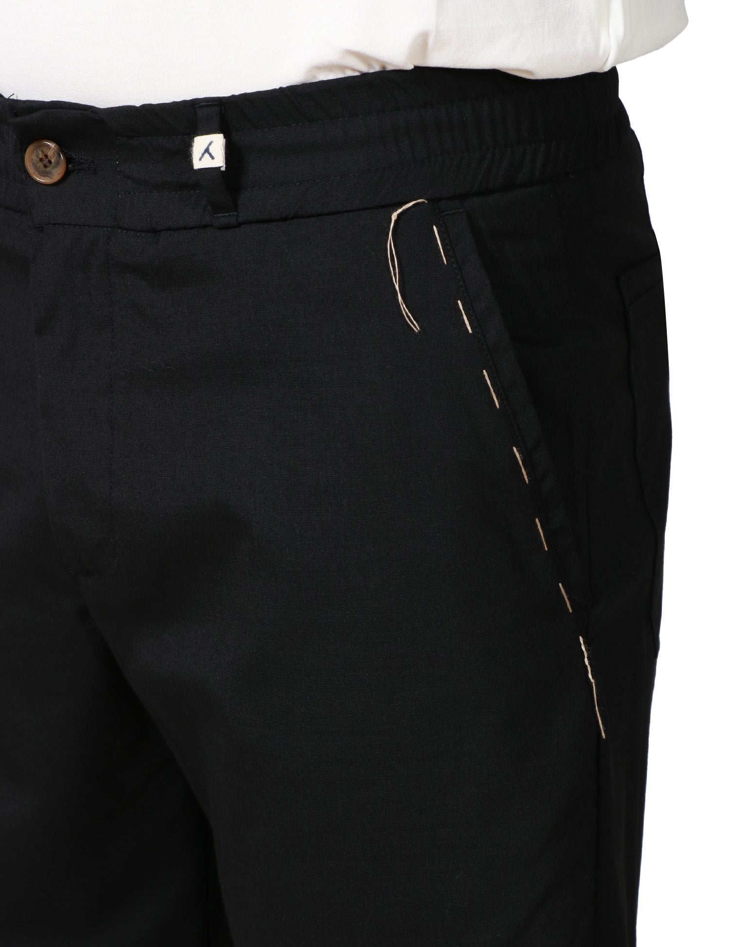 PANTALONE UOMO MYTHS NERO IN COTONE CON PINCES A GAMBA DRITTA