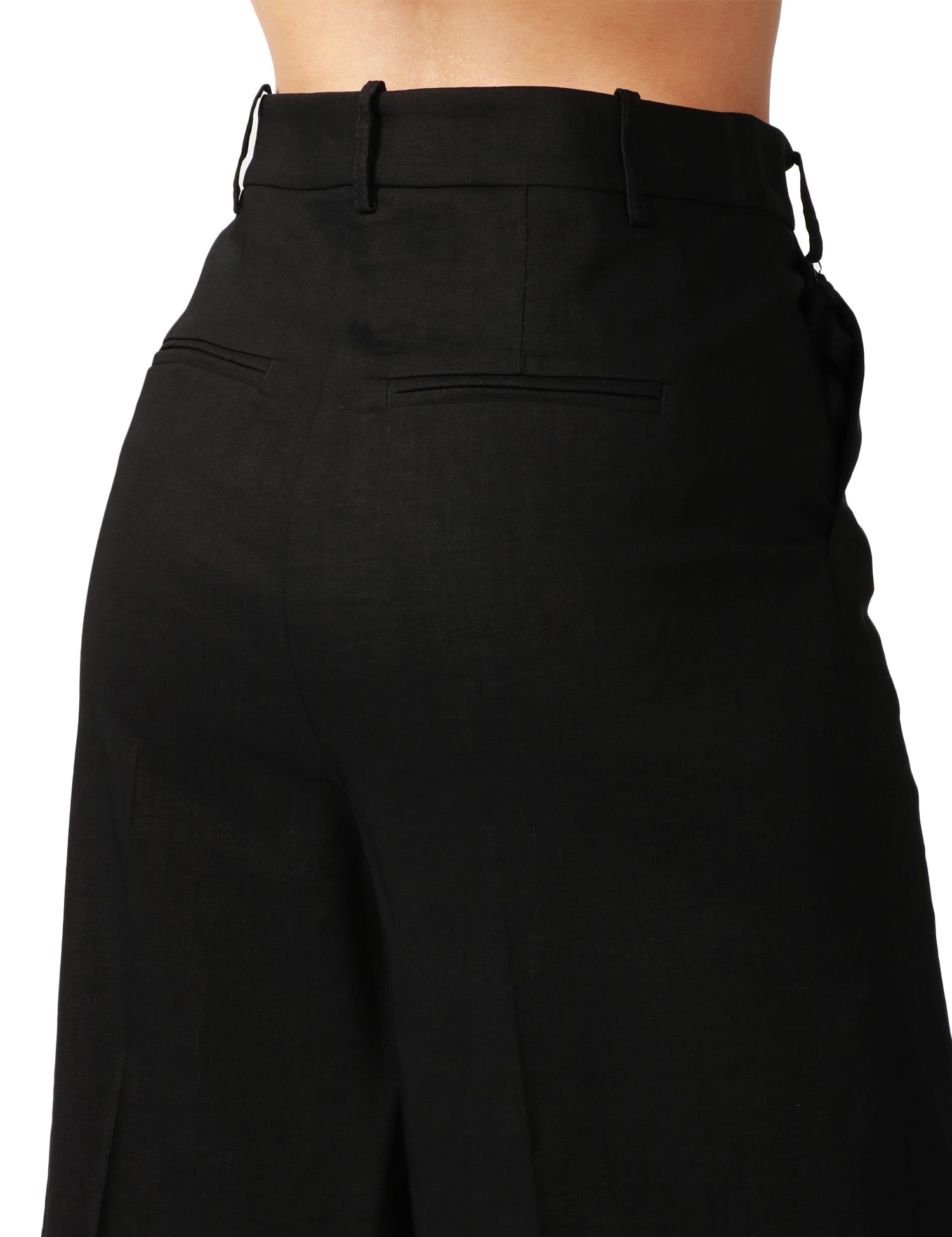 BERMUDA DONNA PINKO RACCONTAMI NERO IN LINO STRETCH DAL VOLUME AMPIO