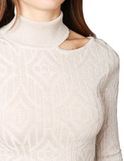 MAGLIA LUPETTO DONNA AKEP ECRù A COSTINE CON COLLO ALTO E APERTURA SU UN LATO