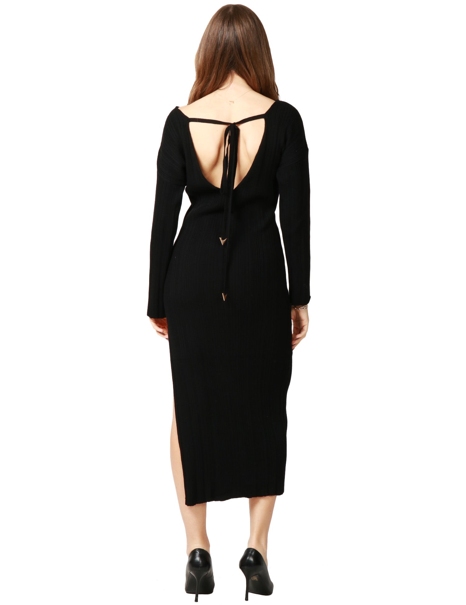 ABITO LUNGO AKEP NERO A COSTINE CON SCOLLO SULLA SULLA SCHIENA E SPACCO LATERALE