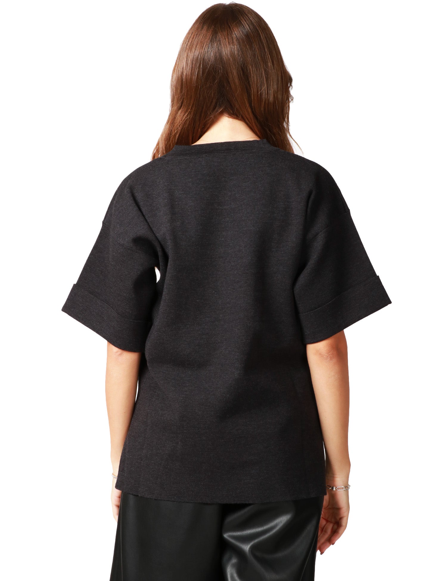 MAGLIA DONNA ALPHA STUDIO ANTRACITE OVER A MEZZA MANICA CON DETTAGLIO GIOIELLO SUL PETTO