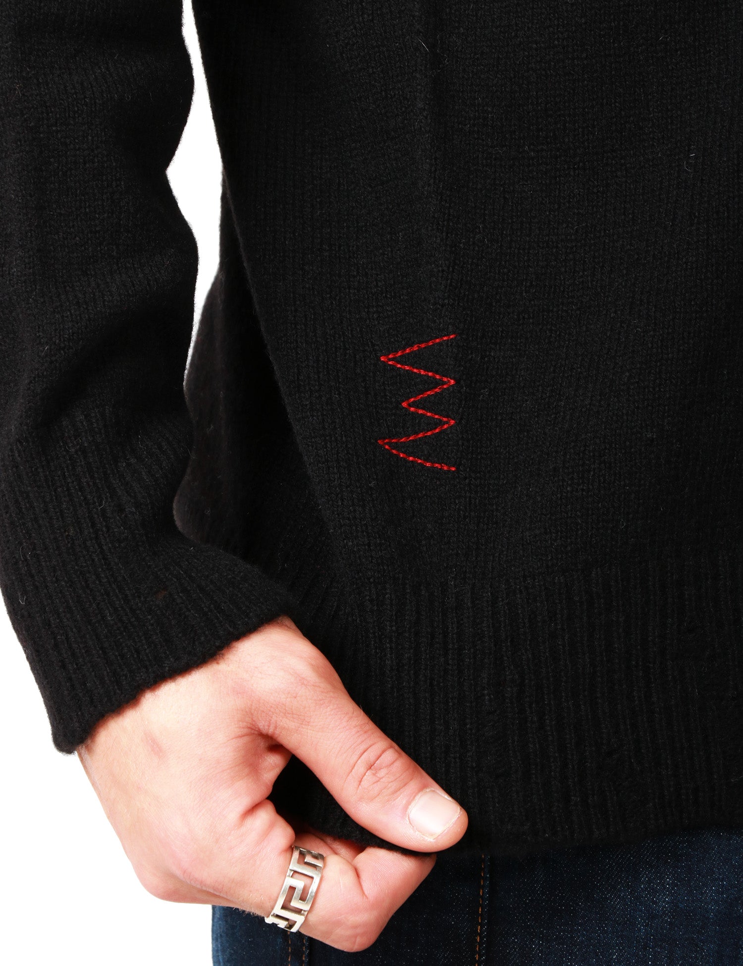 MAGLIA UOMO AMARANTO NERA GIROCOLLO IN MISTO LANA E CASHMERE CON MICROROTTURE SUI FONDI
