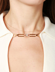 MAGLIA DONNA ELISABETTA FRANCHI LATTE A COSTINE CON COLLETTO E ACCESSORIO GIOIELLO