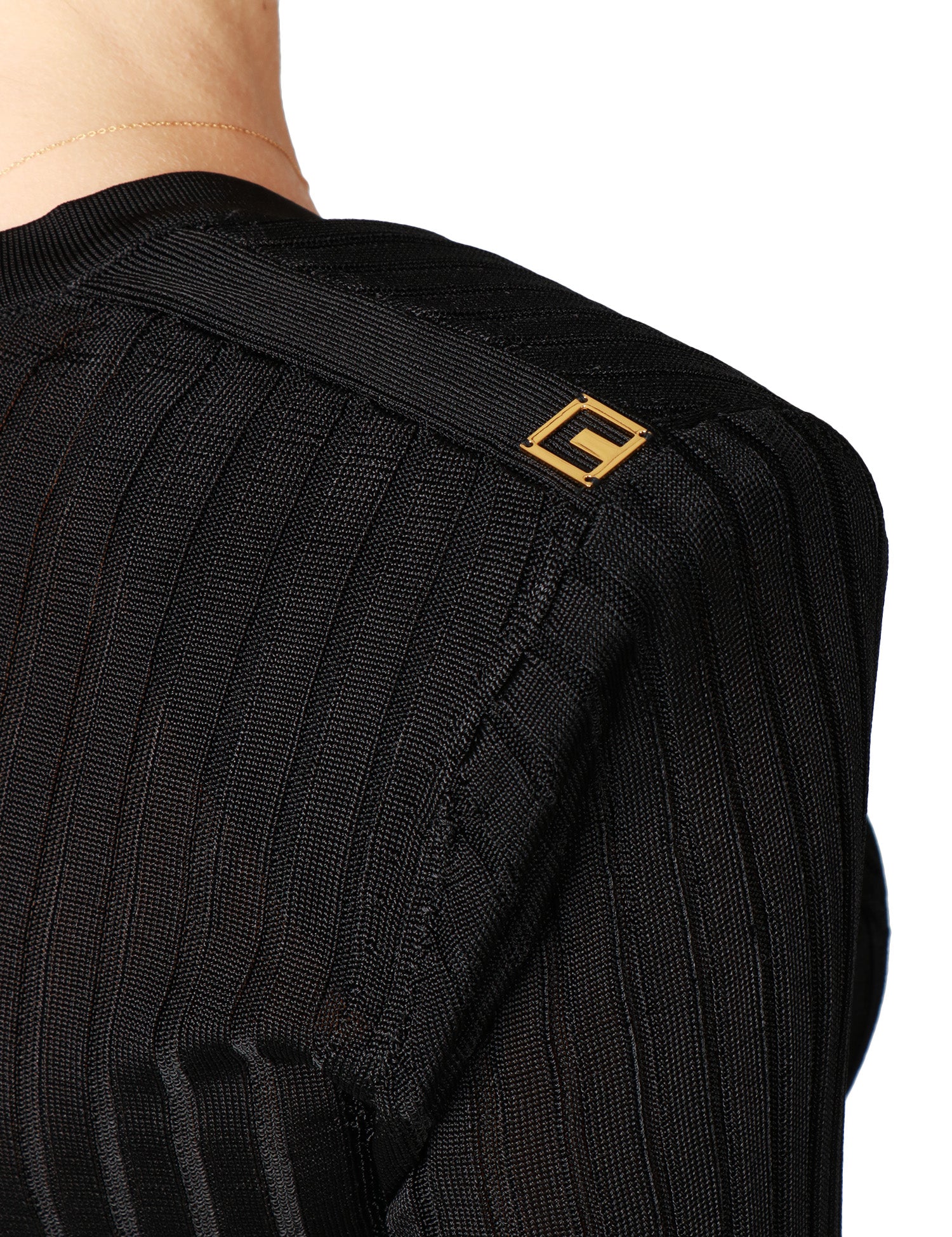 MAGLIA DONNA ELISABETTA FRANCHI NERA IN FILATO DI VISCOSA A COSTECON SCOLLO A V E DETTAGLI LOGO