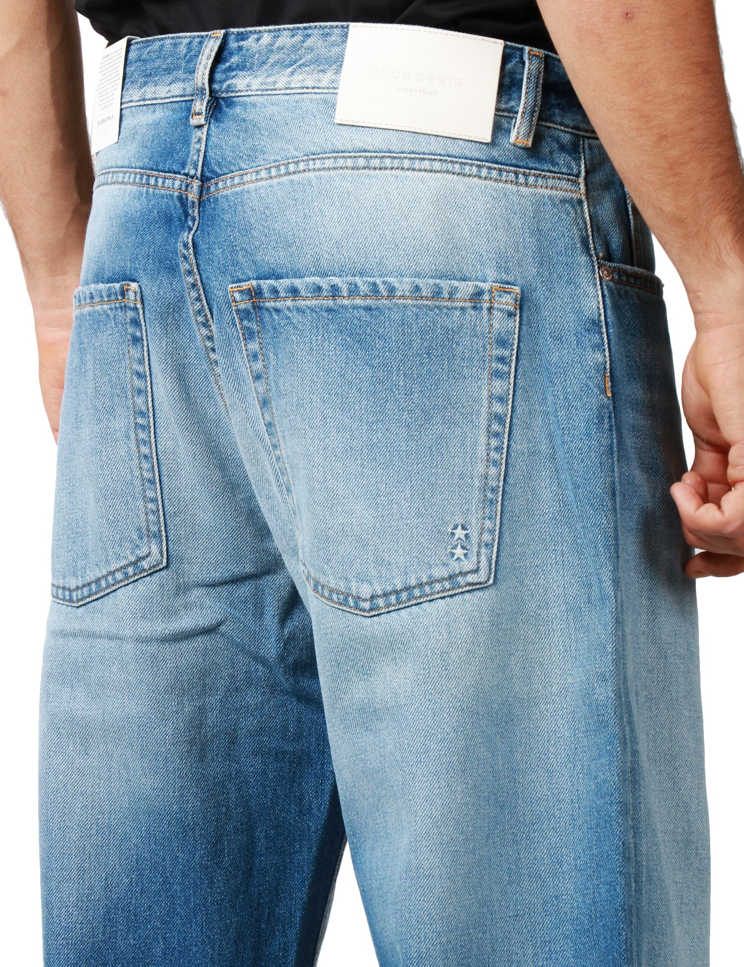 JEANS UOMO ICON DENIM WILL LAVAGGIO MEDIO CON EFFETTO SLAVATO A GAMBA DRITTA E LARGA