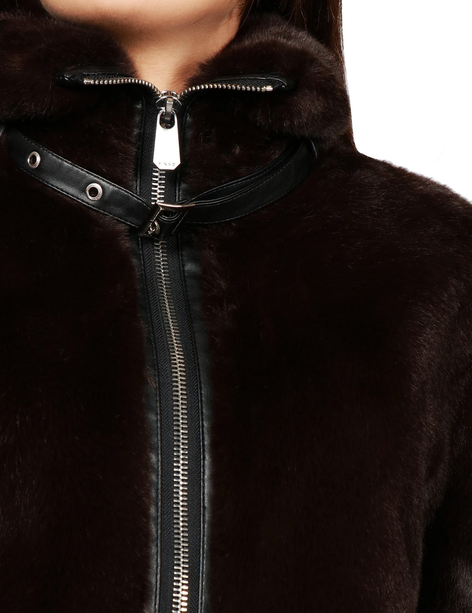 ECOPELLICCIA DONNA PINKO ESTEBANA MARRONE CON COLLO ALTO E PROFILI IN ECOPELLE