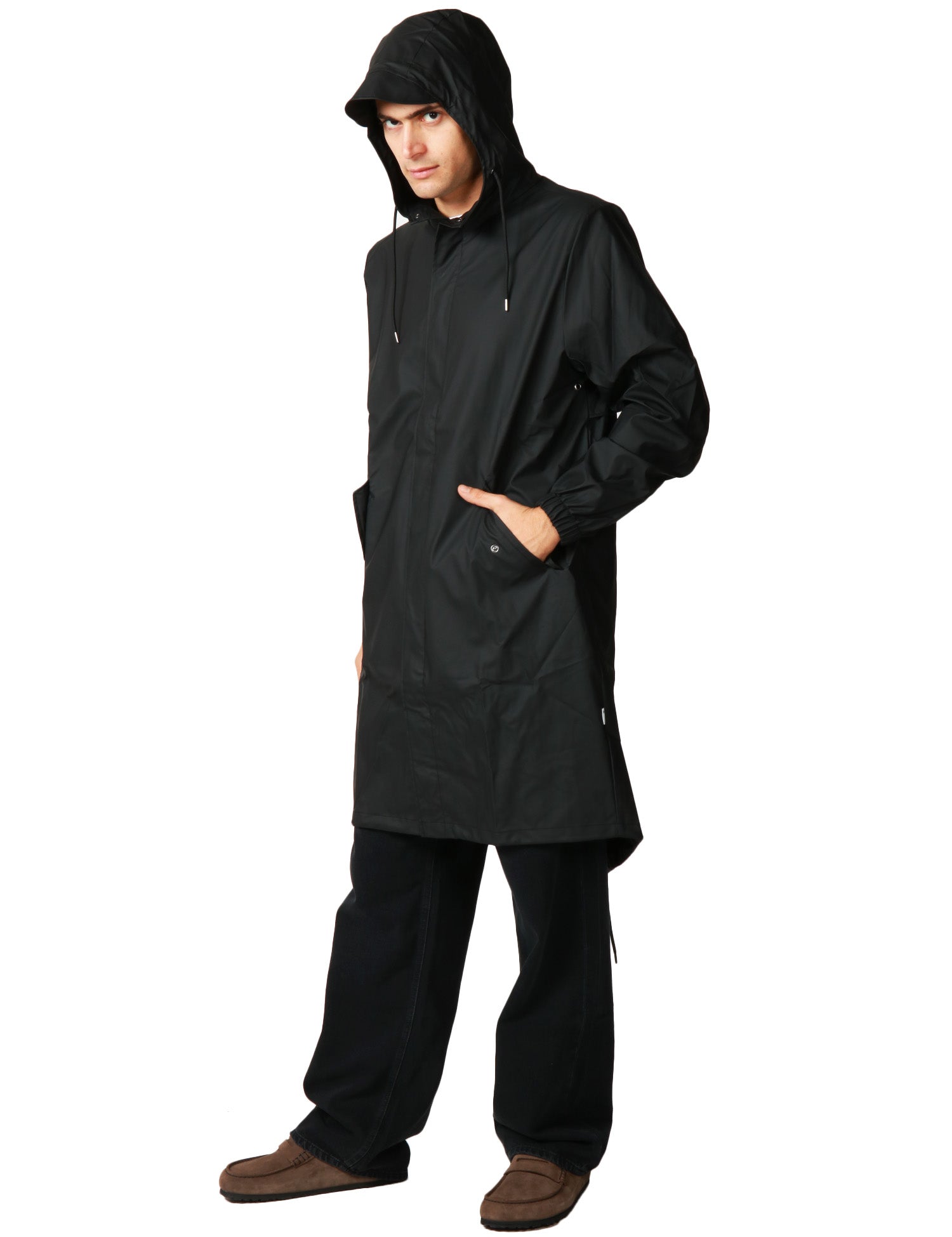 PARKA UOMO RAINS FISHTAIL NERO IN TESSUTO IMPERMEABILE CON CAPPUCCIO E ORLO A CODA DI PESCE