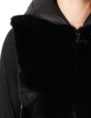 GILET DONNA SEVENTY NERO IN ECOPELLICCIA DAVANTI E IMBOTTITO DIETRO CON CAPPUCCIO
