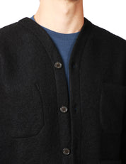CARDIGAN UOMO UNIVERSAL WORKS WOOL FLECE NERO CON BOTTONI E QUATTRO TASCHE ANTERIORI