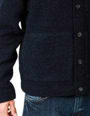 GIACCA UOMO UNIVERSAL WORKS BLU NAVY IN LANA CON COLLETTO E BOTTONI