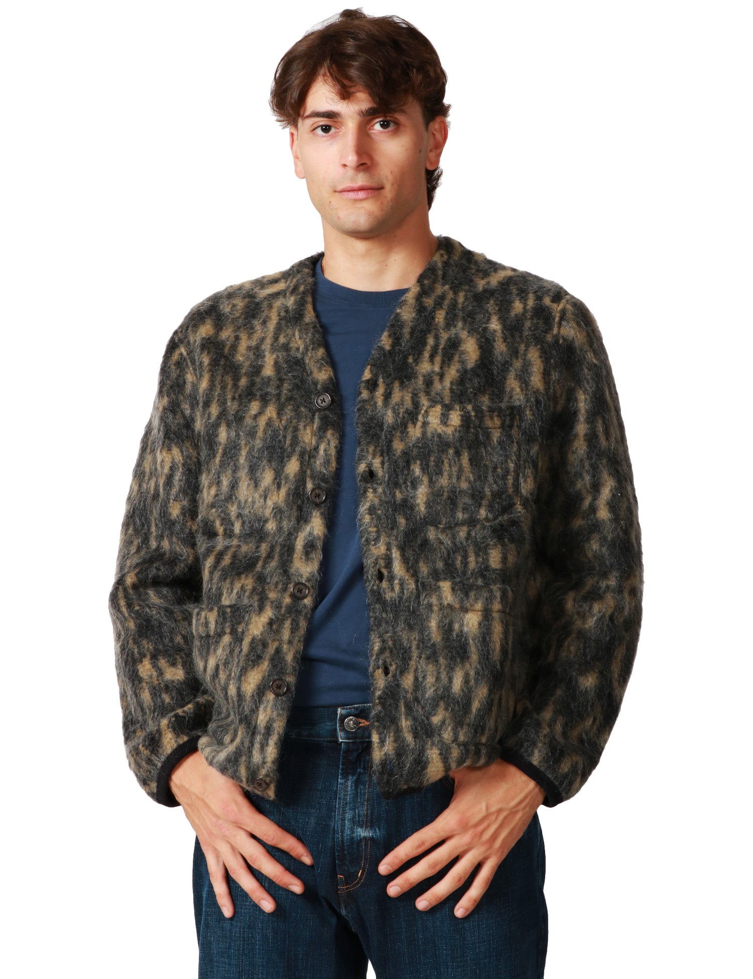 252-universal-works-33728dolce-fleececharcoal.jpg