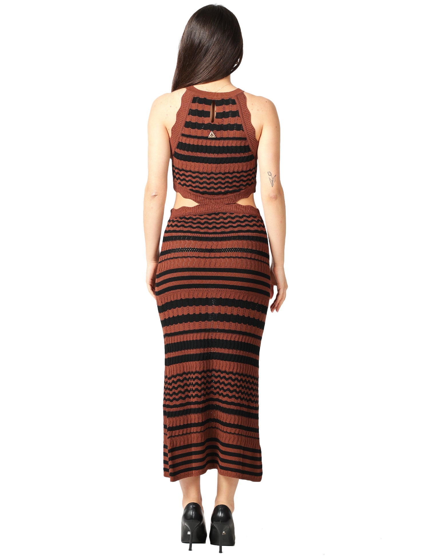 ABITO LUNGO AKEP MARRONE/NERO A RIGHE IN VISCOSA CON CUT-OUT SULLA VITA