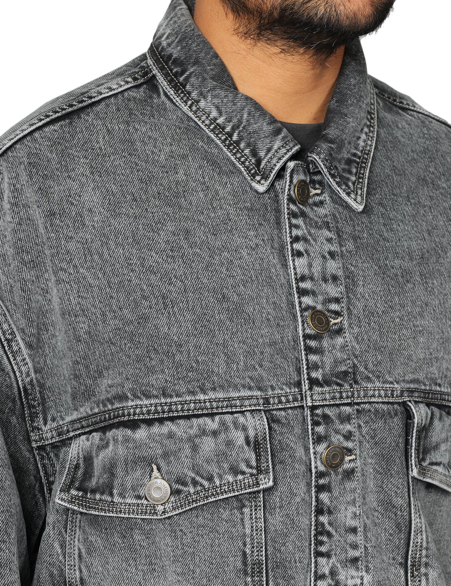 GIUBBOTTO UOMO AMERICAN VINTAGE YOPDAY GREY DENIM CON TASCHE SUL PETTO