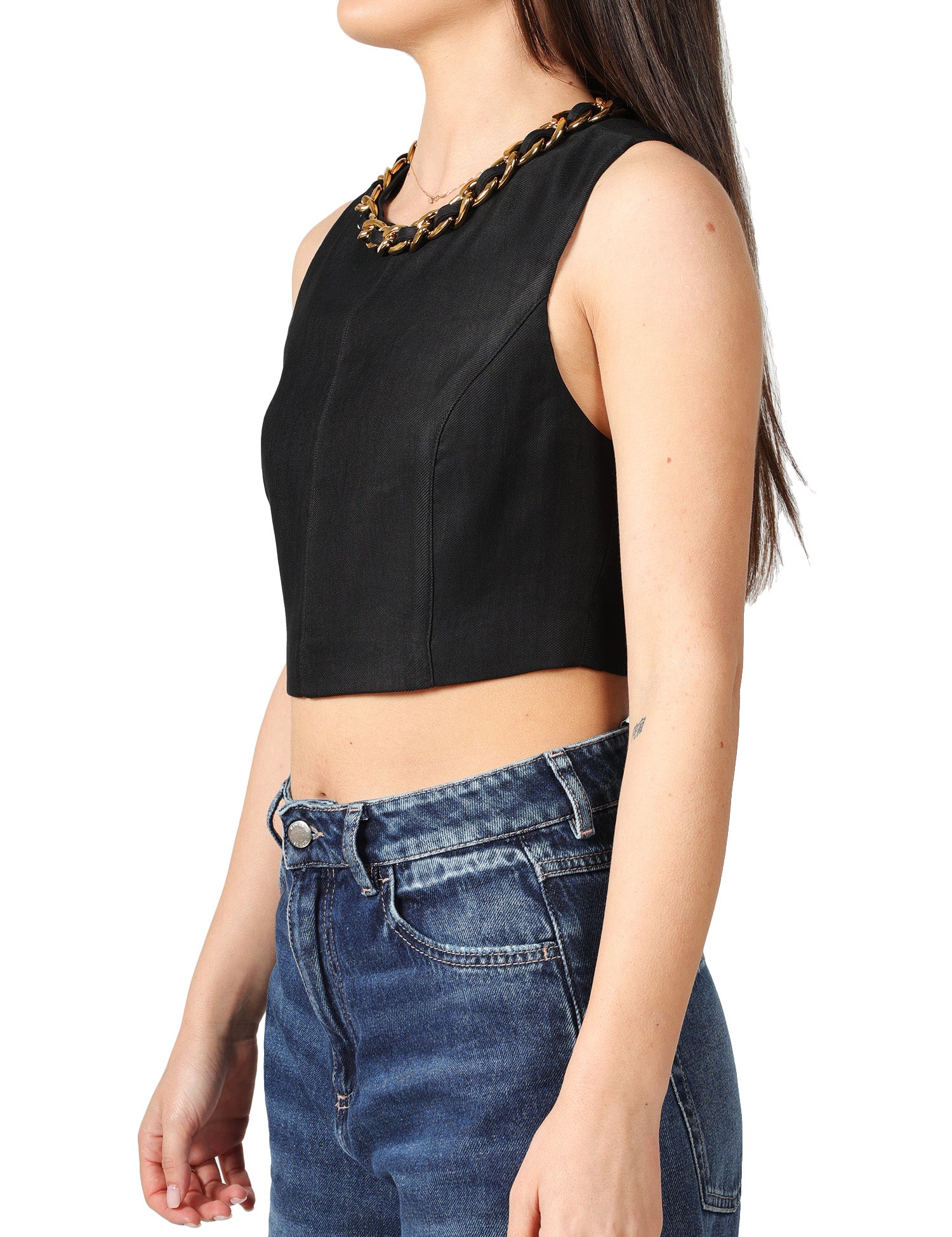 TOP ELISABETTA FRANCHI NERO TAGLIO CROP IN MISTO LINO CON CATENA ORO SULLO SCOLLO