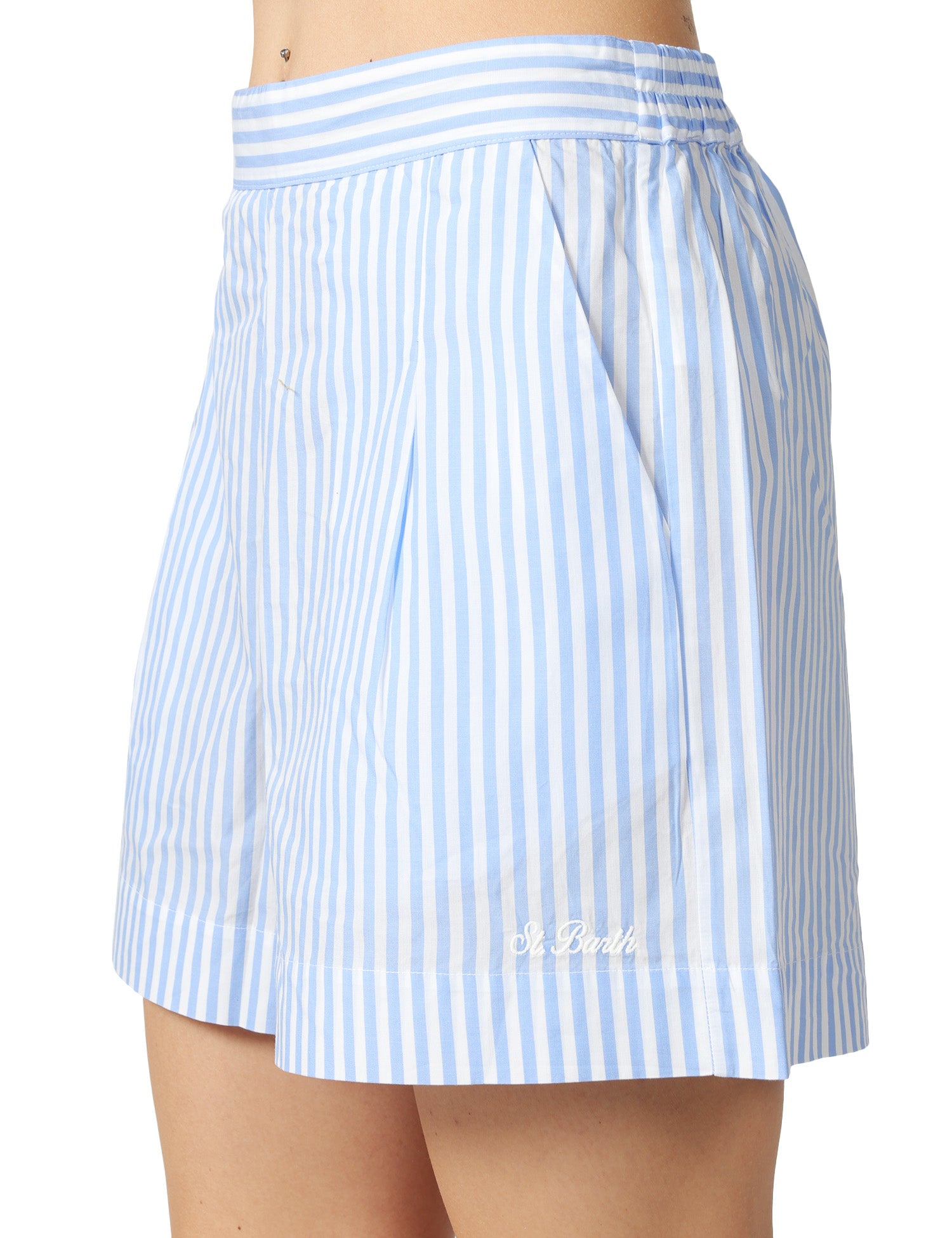 SHORTS DONNA MC 2 SAINT BARTH AMANI BIANCO/CELESTE A RIGHE CON RICAMO LOGO SUL FONDO