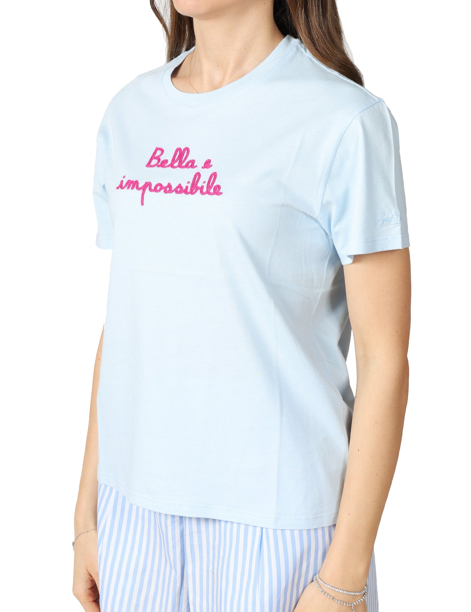 T-SHIRT DONNA MC 2 SAINT BARTH EMILIE CELESTE CON RICAMO FRONTALE "BELLA E IMPOSSIBILE"