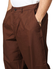 PANTALONE UOMO UNIVERSAL WORKS DUTCH PANT BROWN AMPIO CON PINCES CUCITE