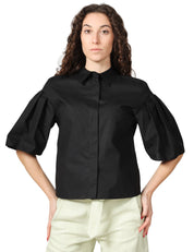 CAMICIA DONNA XACUS ELLERY NERA CON MEZZE MANICHE A SBUFFO PLISSETTATE