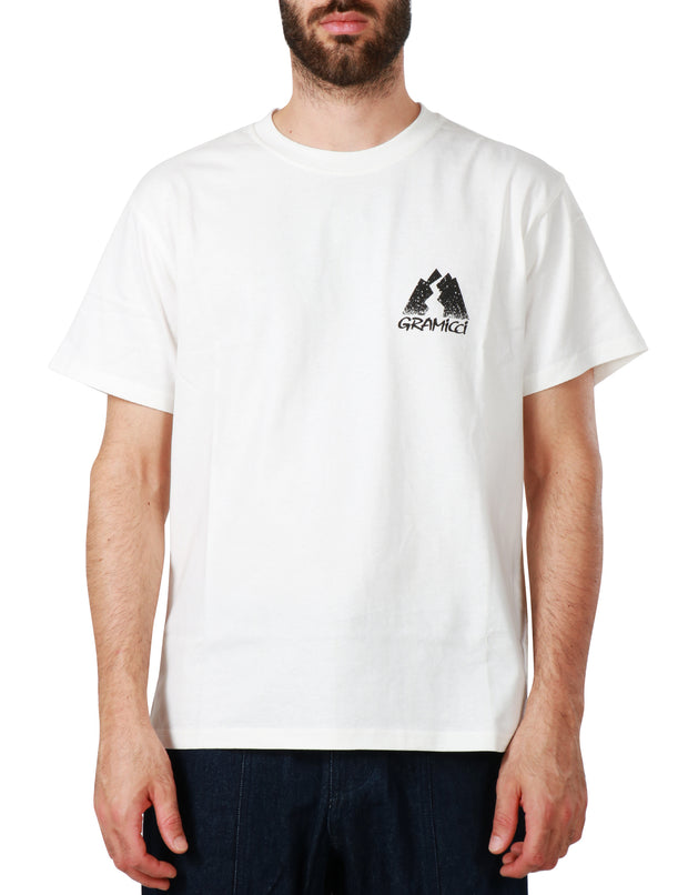 T-shirt summit tee