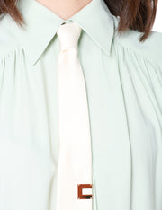 Camicia svasata in georgette di viscosa con cravatta lettering