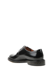 scarpa stringata