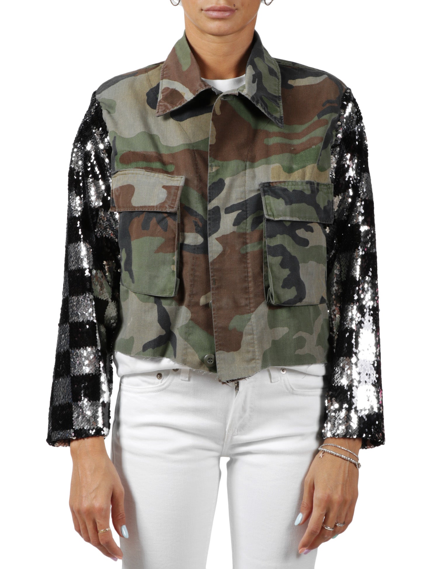 ss20-front-street-8-fr554camouflage.jpg