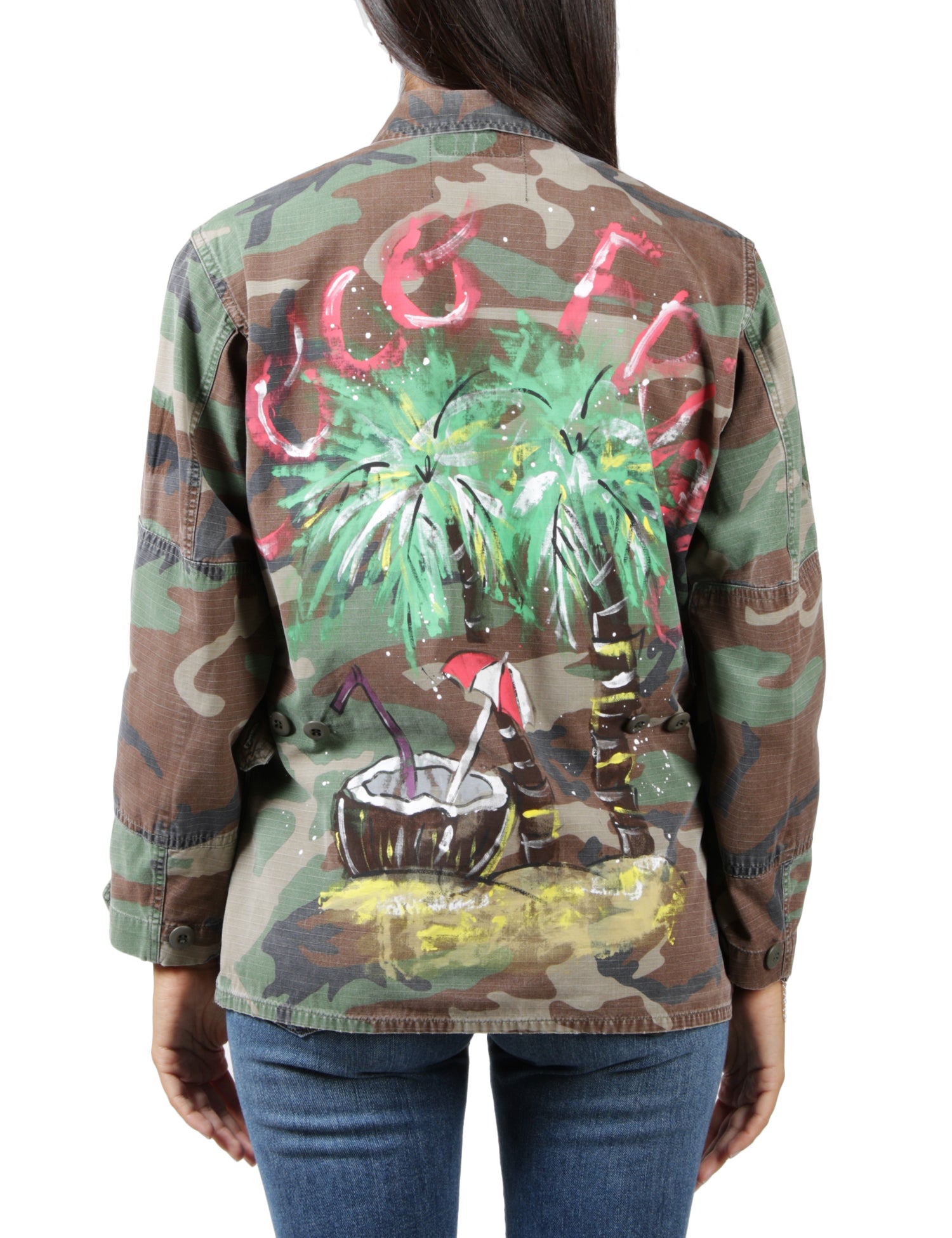 ss20-front-street-8-fr555camouflage1p_bc17d2f4-4343-4e7c-893d-8aca8dac1347.jpg